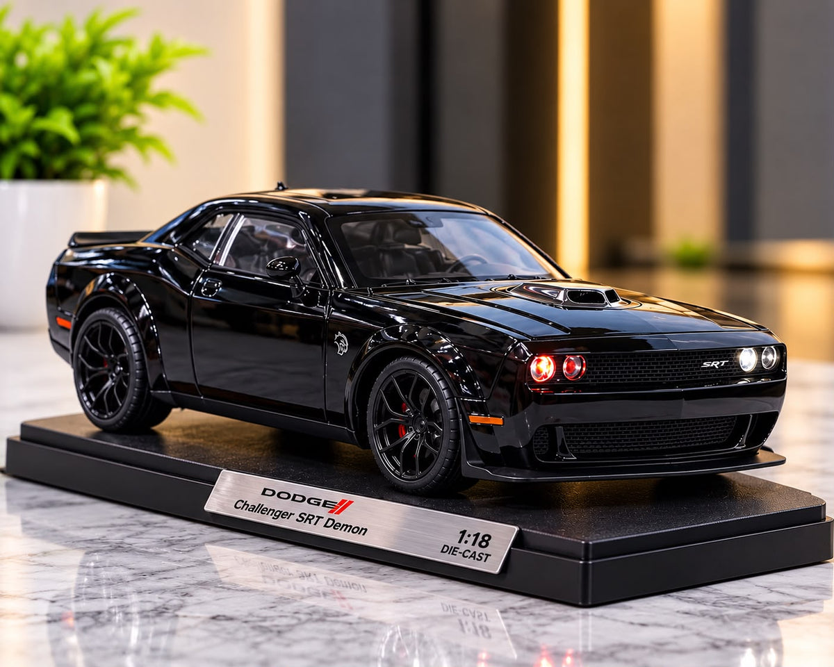 Die-Cast Car 1:18 scale Dodge Challenger SRT Hellcat