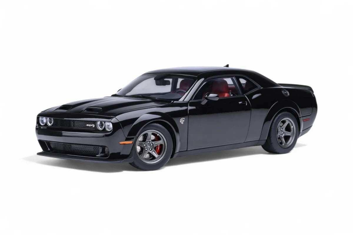 Die-Cast Car 1:18 scale Dodge Challenger SRT Hellcat